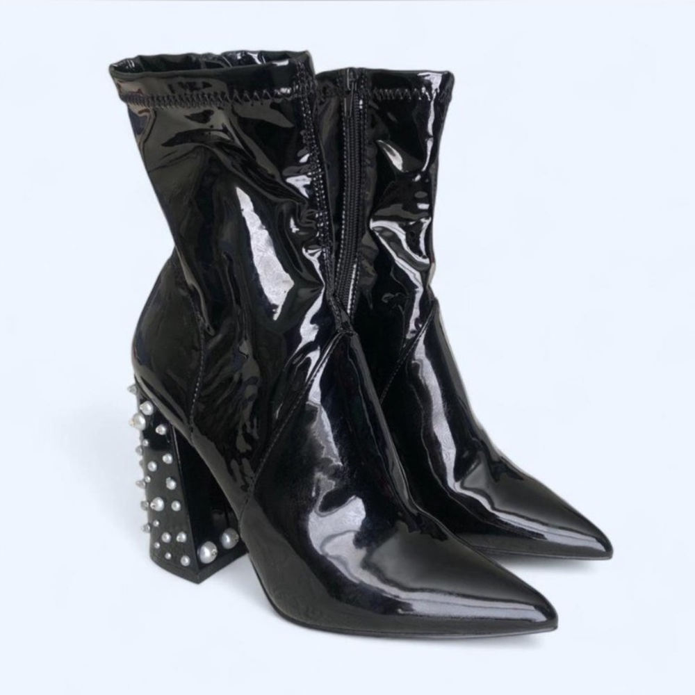 Steve Madden Slade Black Patent Heeled Boots with Pearl Detail
